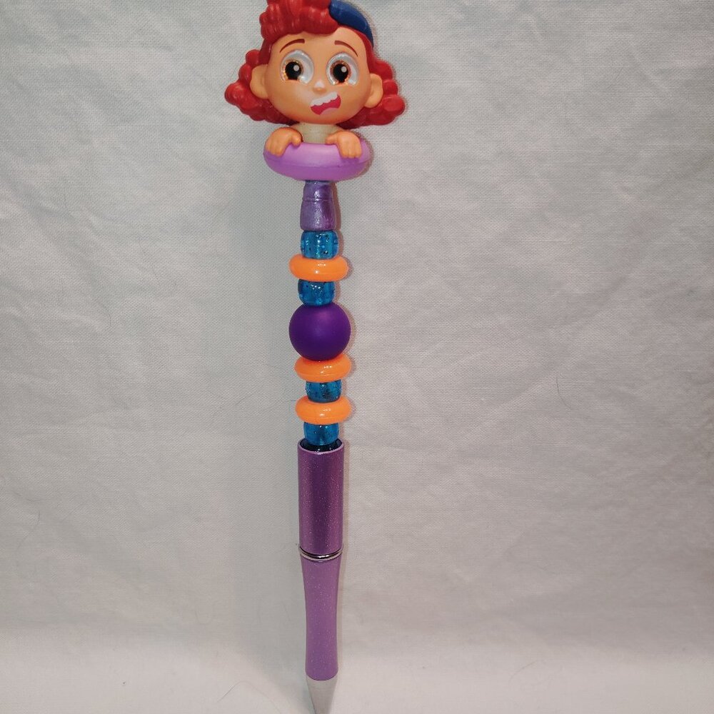 Disney Doorable- Pool Party Giulia  - Handmade Beaded Pen Luca